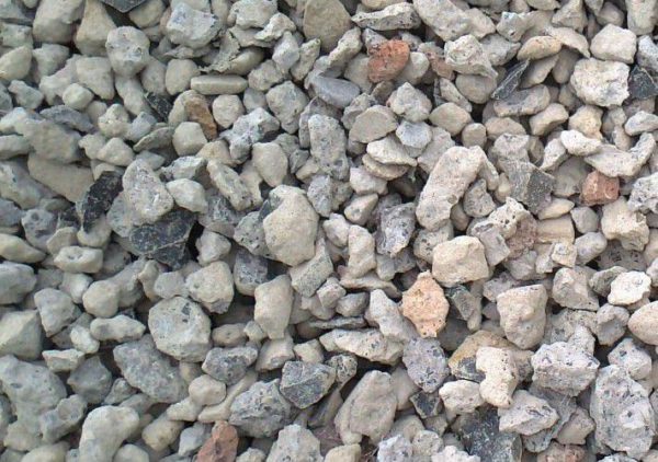 Купить бетонный щебень 20-40 в Гатчине